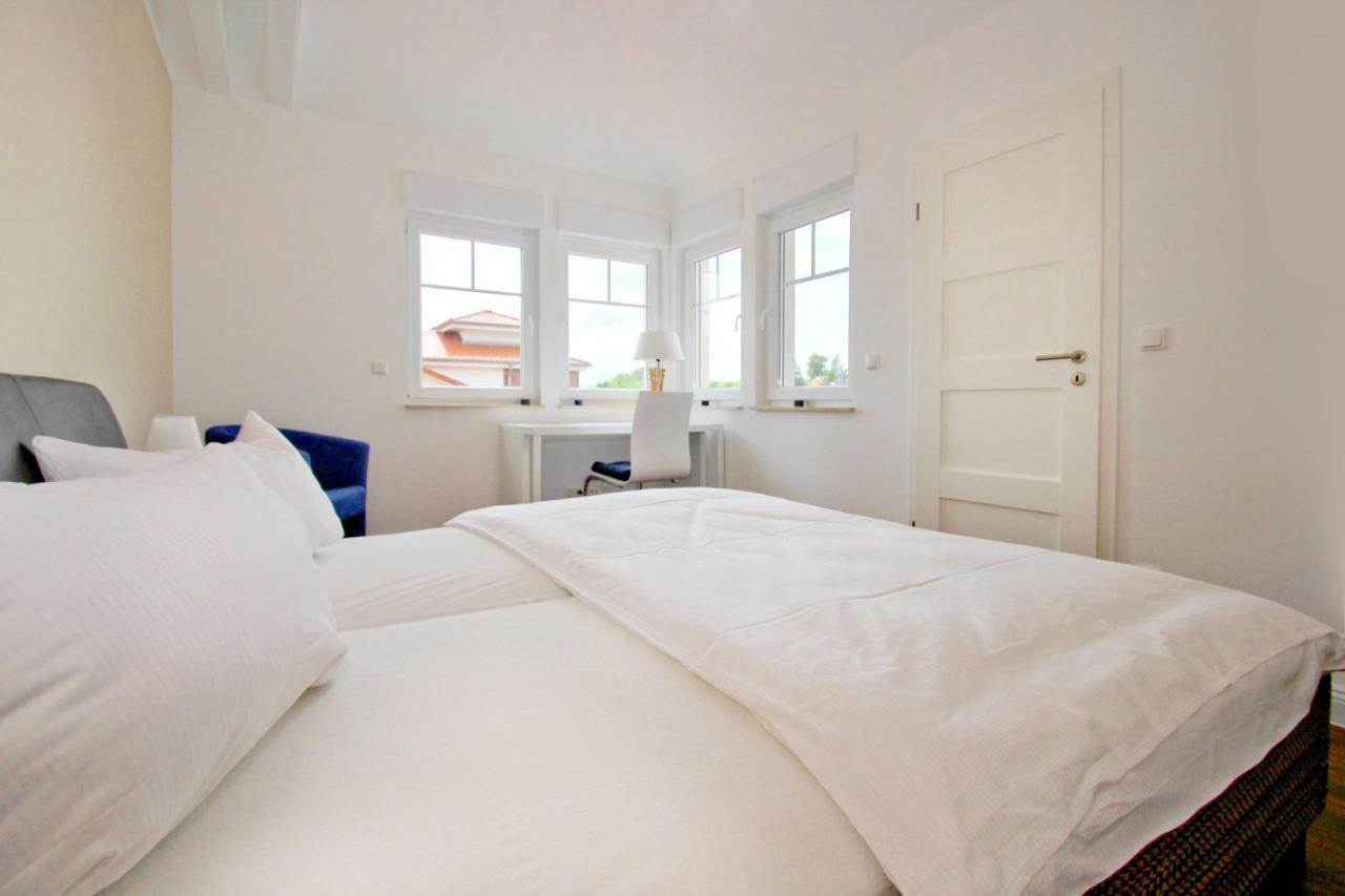 Hafennahe Penthousewohnung Mit Meerblick - Hafenresidenz Lauterbach Fewo 2-7 Lauterbach (Rugen) Exterior foto